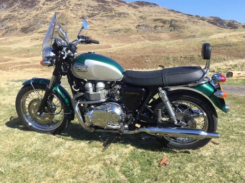 2001 Triumph Bonneville T100