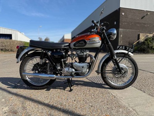 1960 Triumph T110 Tiger 649cc Zu verkaufen durch Auktion