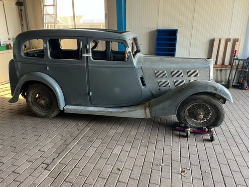 1937 Triumph Gloria Six-Light