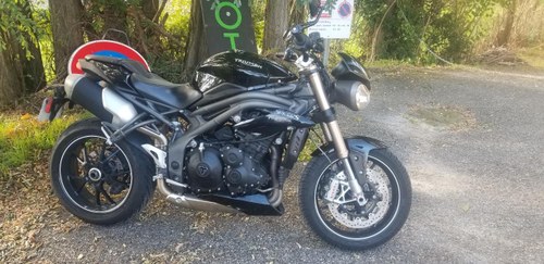 TRIUMPH SPEED TRIPLE 1050 S BLACK PHANTOM - 2018 A vendre