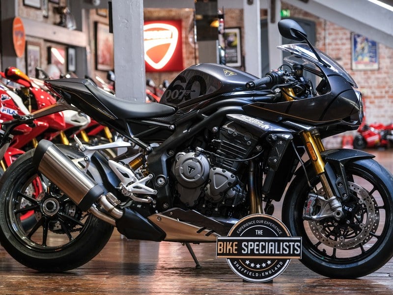 Triumph RR "Bond Edition" No: 49 of 60