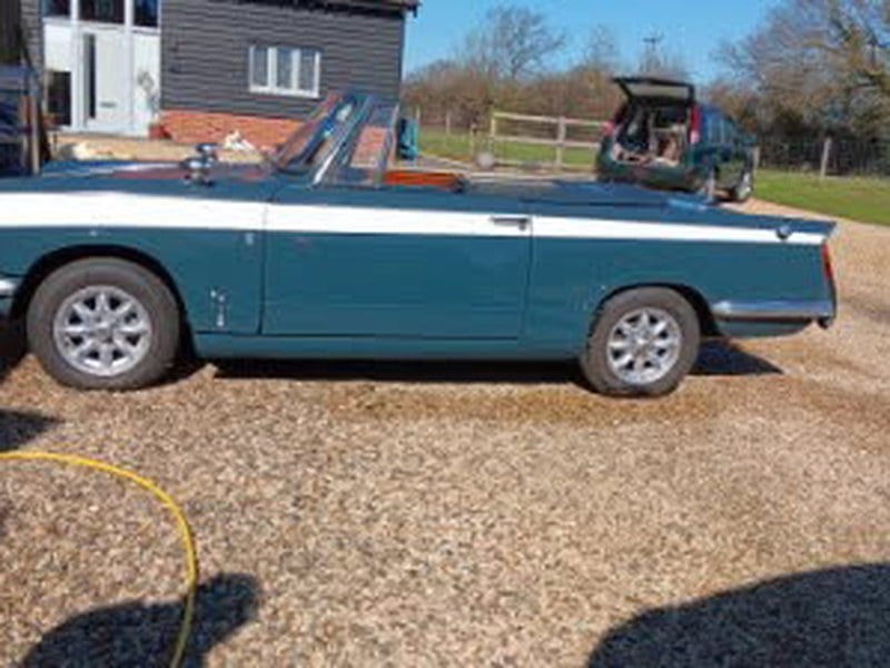 Rapid Classics: Eine Suche. Alle Oldtimer. 10 » Rapid Classics: Eine Suche. Alle Oldtimer. 1967 Triumph Vitesse
