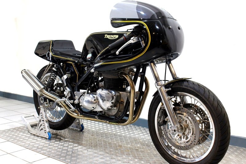 2007 Triumph Bonneville - 2 2007 Triumph Bonneville - 2