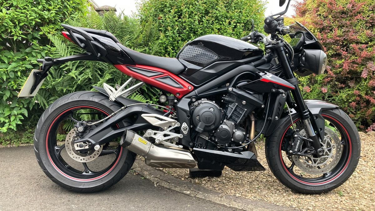 2017 Triumph Street Triple R Black Manual, 6 speed in United Kingdom ...