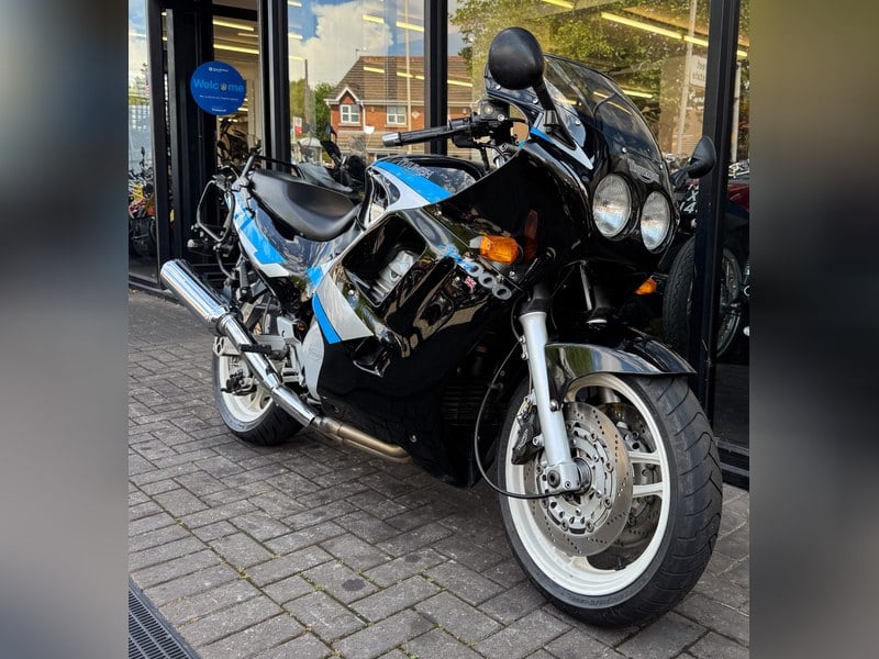 1994 TRIUMPH DAYTONA 1000 SPORT * 31,500 MILES * MOT 08/26 *