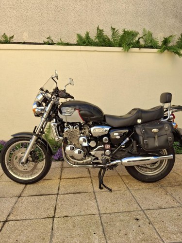 1998 TRIUMPH Thunderbird À venda