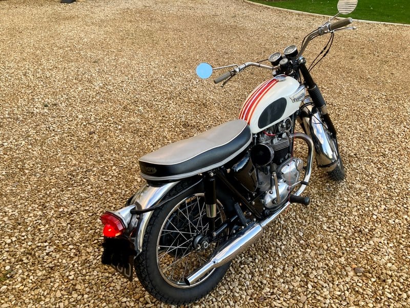 1966 Triumph Bonneville T120R