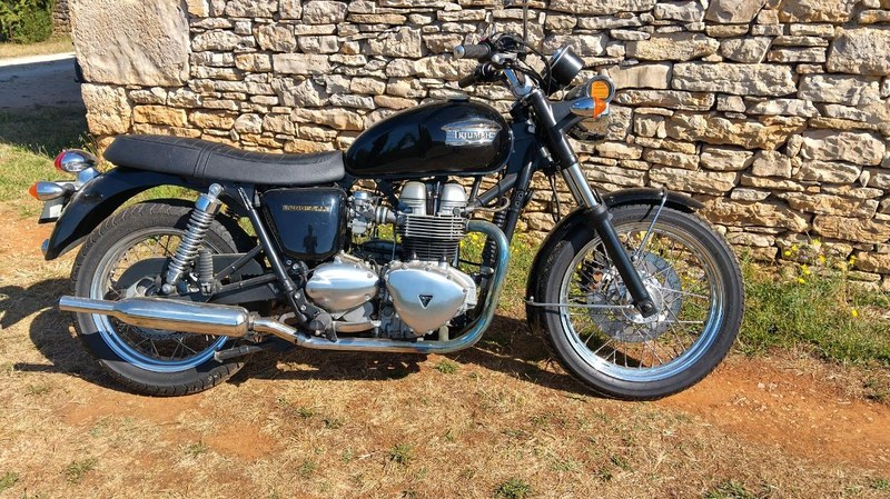 2002 Triumph Bonneville T120 - 1 2002 Triumph Bonneville T120 - 1