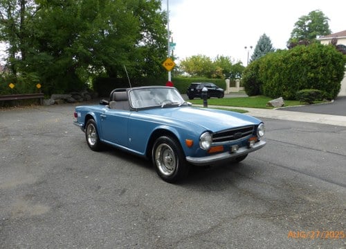 1972 Triumph TR6 in French Blue for Restoration (St# 2700) For Sale
