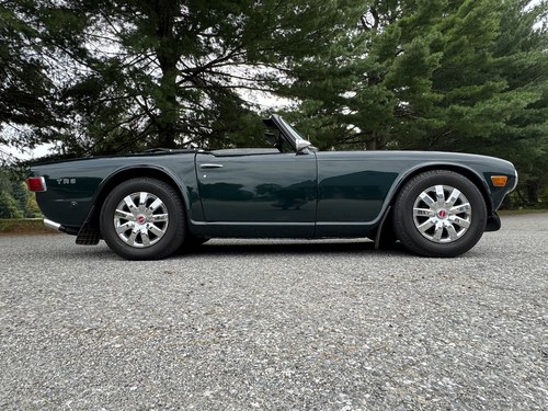 1971 Triumph TR 6 British Racing Green with Black interior For Sale