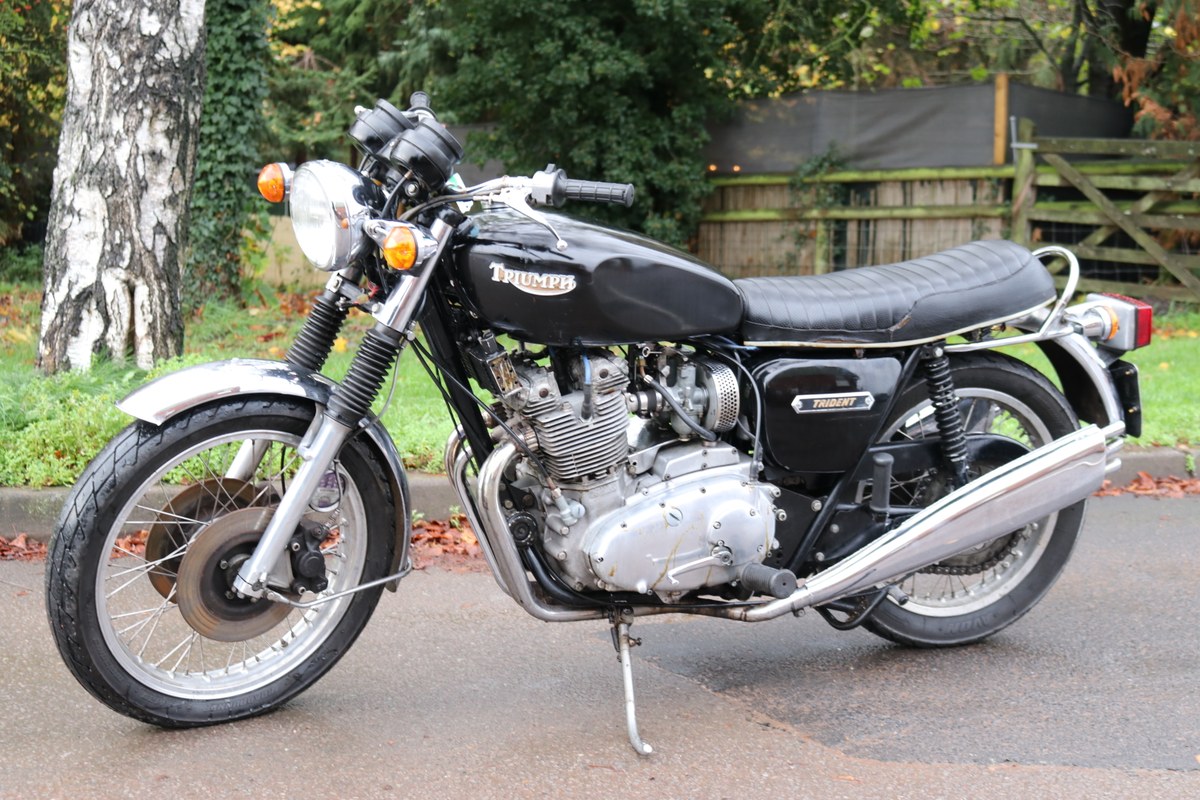 1976 Triumph Trident Black in United Kingdom - For Sale | Car & Classic