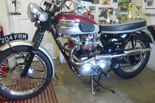 1961 Triumph TR6 Trophy