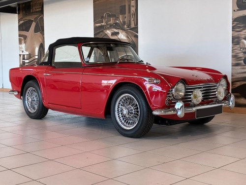 1966 Triumph TR4 IRS TR4A En Venta