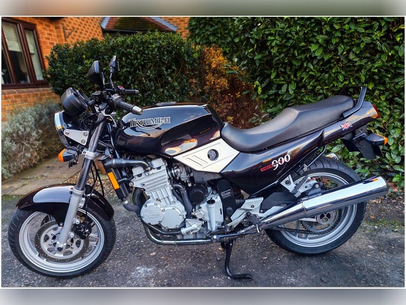 1993 Triumph Trident 900
