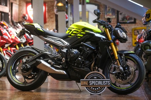 2023 Street Triple RS*765 RS Moto2 Edition- Racing Yellow* In vendita