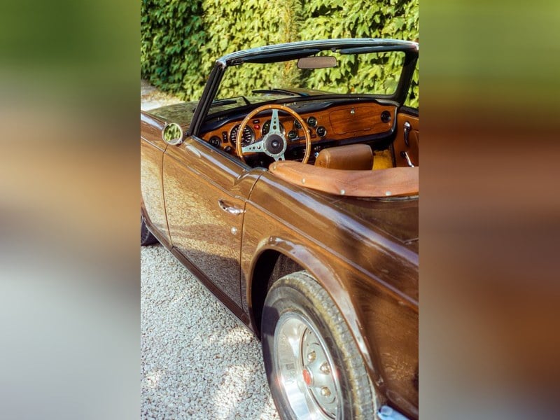 1974 Triumph TR6 PI