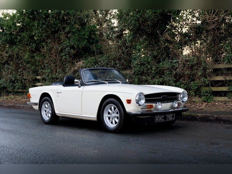 1971 Triumph TR6 - Fast Road Version - Triple Webers