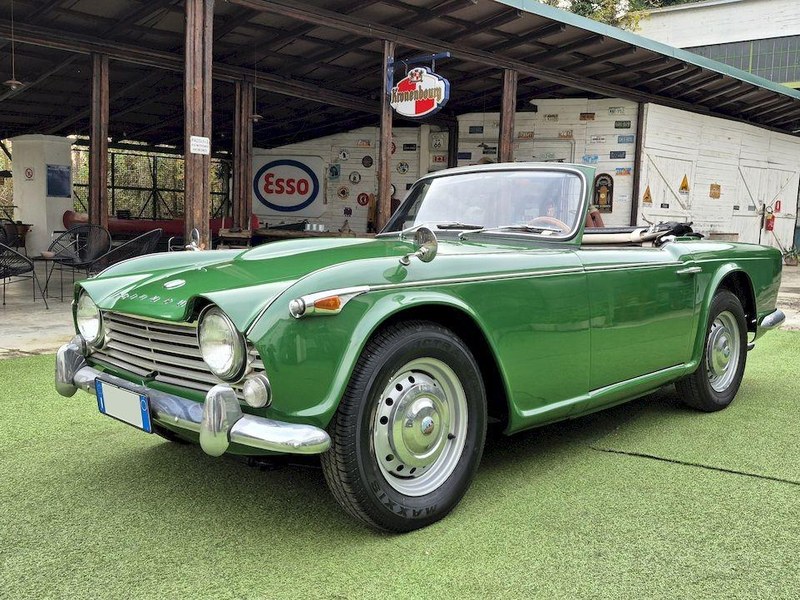 1966 Triumph TR4 IRS TR4A