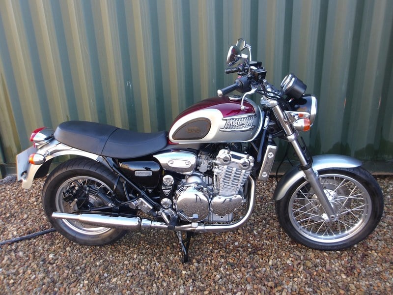 Triumph Thunderbird 900 Low Miles, Fantastic Condition.