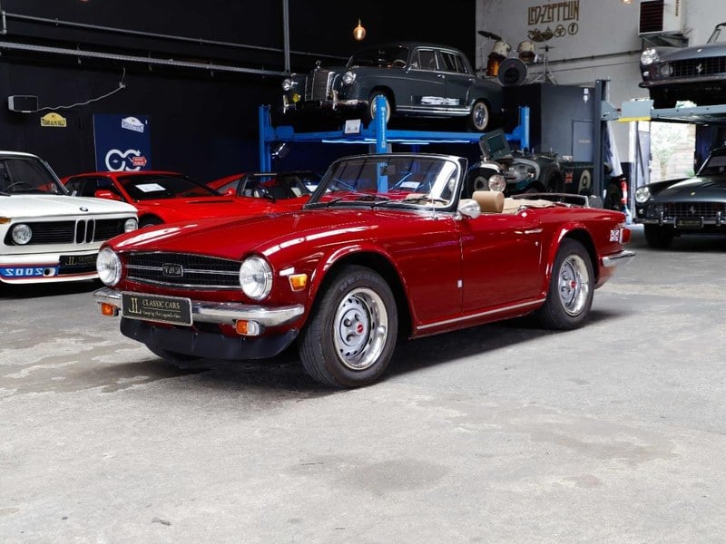 1975 Triumph TR6 PI