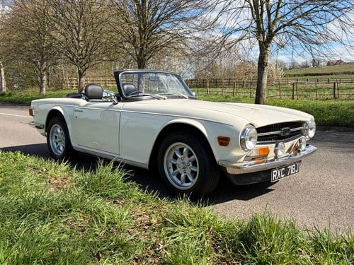 1971 Triumph TR6 Triple Weber - Free UK Delivery SÅLD