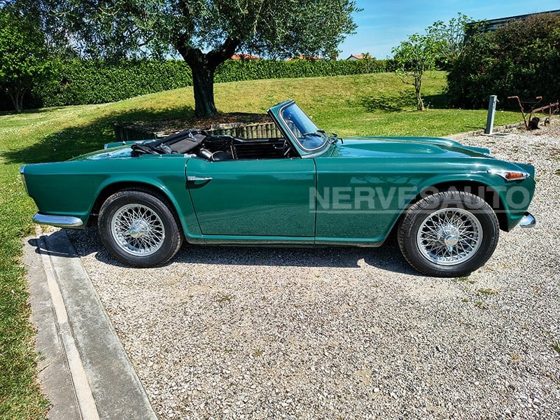 1966 Triumph TR4 - 2 1966 Triumph TR4 - 2