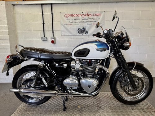 2020 Triumph Bonneville T120 2020/20 1869 MILES FSH ABS SOLD