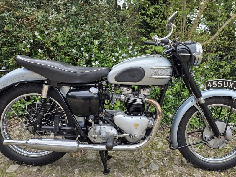 1956 Triumph T110
