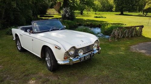 1965 TRIUMPH TR4A IRS Te koop