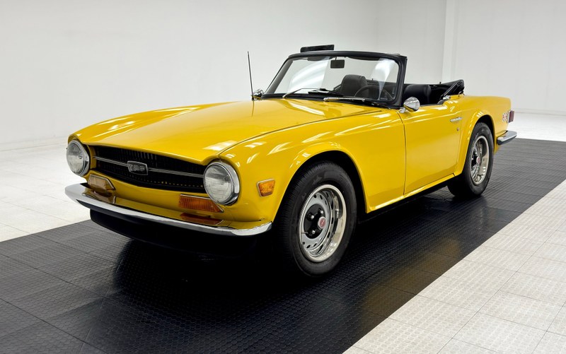 1972 Triumph TR6 - 2 1972 Triumph TR6 - 2