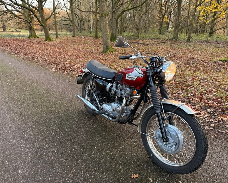 1969 Triumph Bonneville T120 - 2 1969 Triumph Bonneville T120 - 2