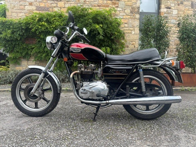 1980 Triumph Bonneville T140 - 1 1980 Triumph Bonneville T140 - 1
