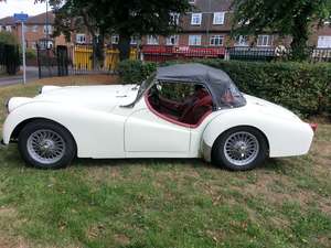 1957 TRIUMPH TR3--FULLY RESTORED--100% NUT AND-- BOLT RESTORATION For Sale (picture 10 of 12)