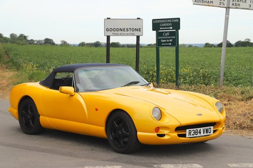 TVR Chimaera 500, 5.0L V8, 1997.  Stunning example in yellow For Sale