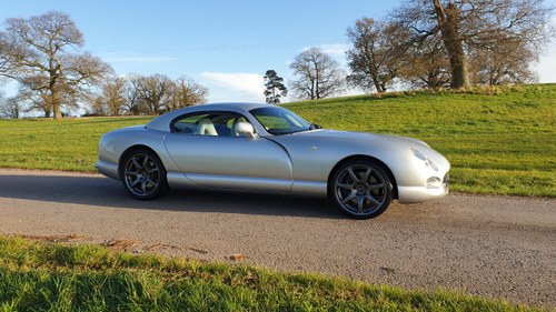 TVR Cerbera 4.2 37k miles 392 bhp Titan Silver 2001 VENDIDO