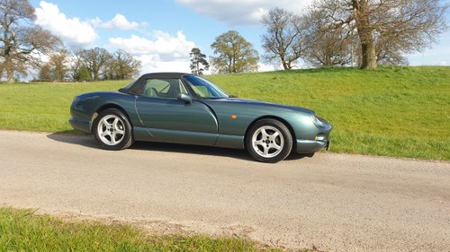 1995 TVR Chimaera 4.0. Only 22k miles. 1 former keeper PS. T5 box VENDUTO