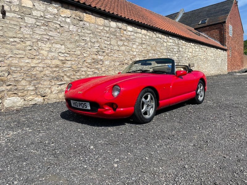 Stunning Formula Red Chimaera