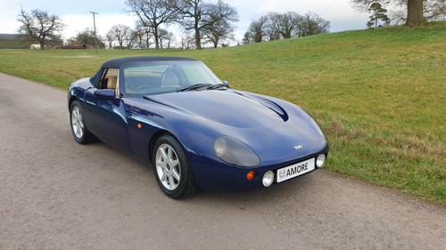 Sold -TVR Griffith 500 Tahiti Blue 1998 Body Off VENDUTO