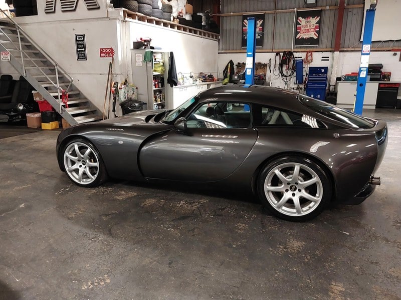 2005 TVR T350 - 7