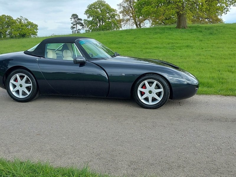 Sold -TVR Griffith 1994 in Diamond Swartz 42k miles