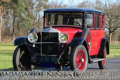 Picture of Unic 1926 L61 Seven Window Sedan