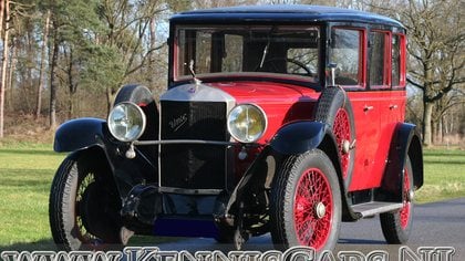 Unic 1926 L61 Seven Window Sedan
