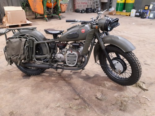 1972 KMZ K750