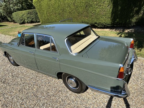 1964 Vanden Plas 4.2-Litre Limousine - 9