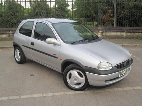 W REG 2000 VAUXHALL CORSA 1.6 SPORT 3DR~1 LADY OWN SOLD