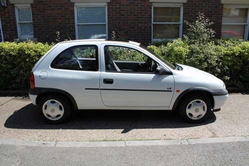 1997 Vauxhall Corsa 1.4i Automatic, Show Condition With 10k Miles In vendita