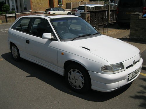 Vauxhall Astra GSI 16v 1993 58000 miles.Superb VENDUTO