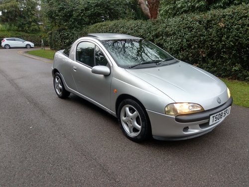 1999 Ultra rare with just 36200 miles FSH 16 stamps MOT June 2019 SOLD