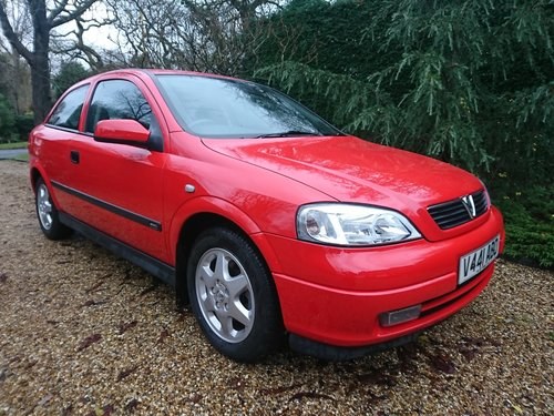 1999 Astra 1.8 Sport 3dr, 17,000 miles, immaculate In vendita