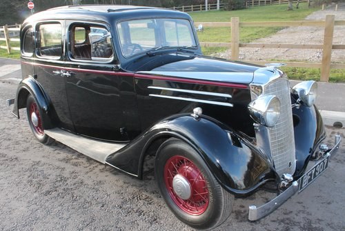 1935 Vauxhall Light 14/6 De Luxe Saloon With Sunroof SOLD